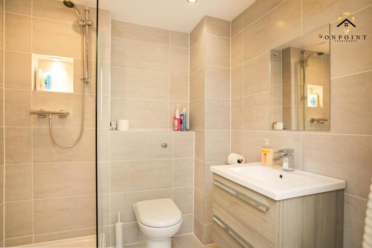 ✰Onpoint -Large 2 Bedroom Apt With Parking!✰ Nottingham Eksteriør bilde