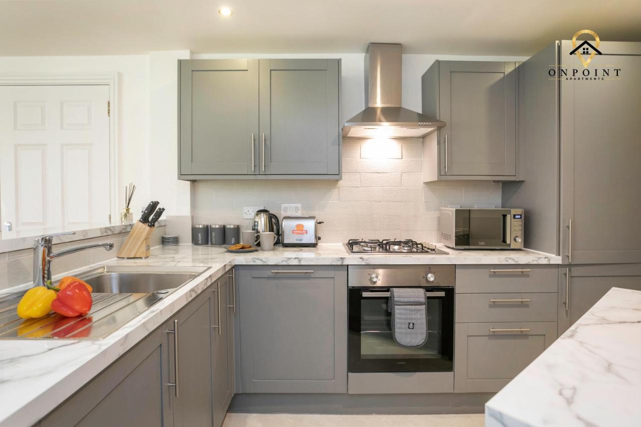 ✰Onpoint -Large 2 Bedroom Apt With Parking!✰ Nottingham Eksteriør bilde