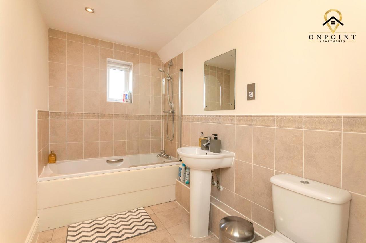 ✰Onpoint -Large 2 Bedroom Apt With Parking!✰ Nottingham Eksteriør bilde