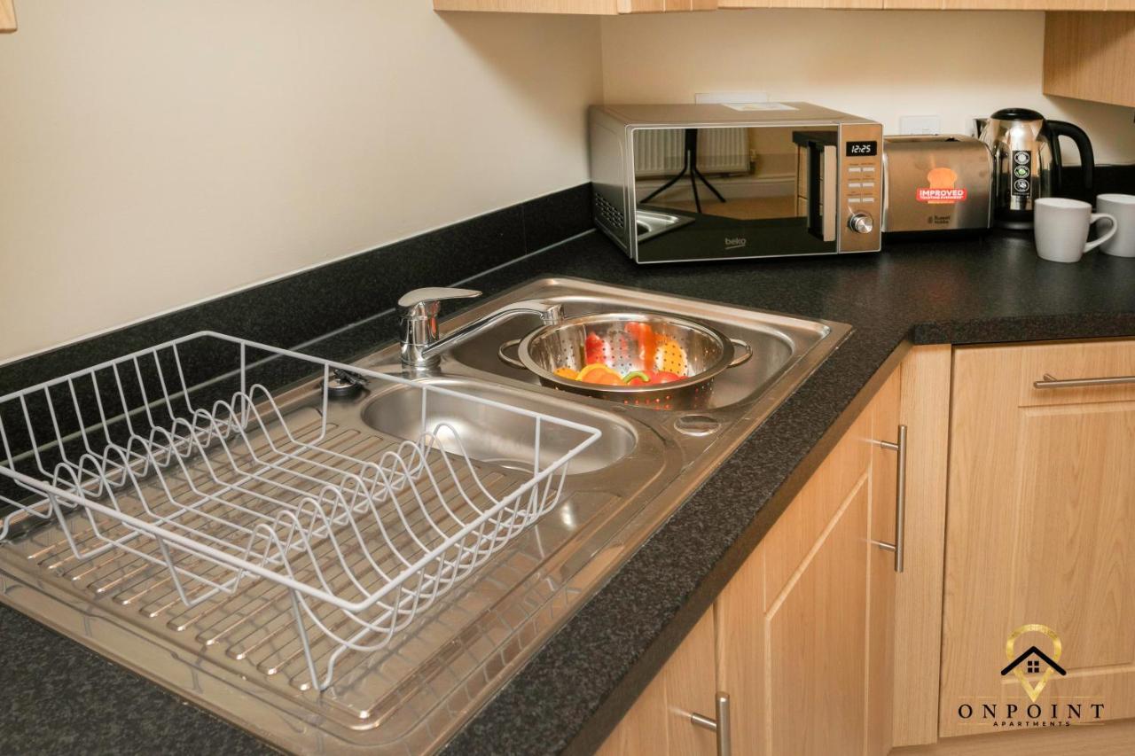 ✰Onpoint -Large 2 Bedroom Apt With Parking!✰ Nottingham Eksteriør bilde